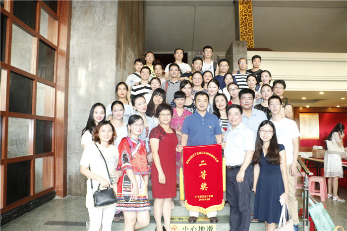 我院合唱队参加省卫生计生委庆祝中国共产党成立95周年“永远跟党走”歌咏比赛喜获二等奖